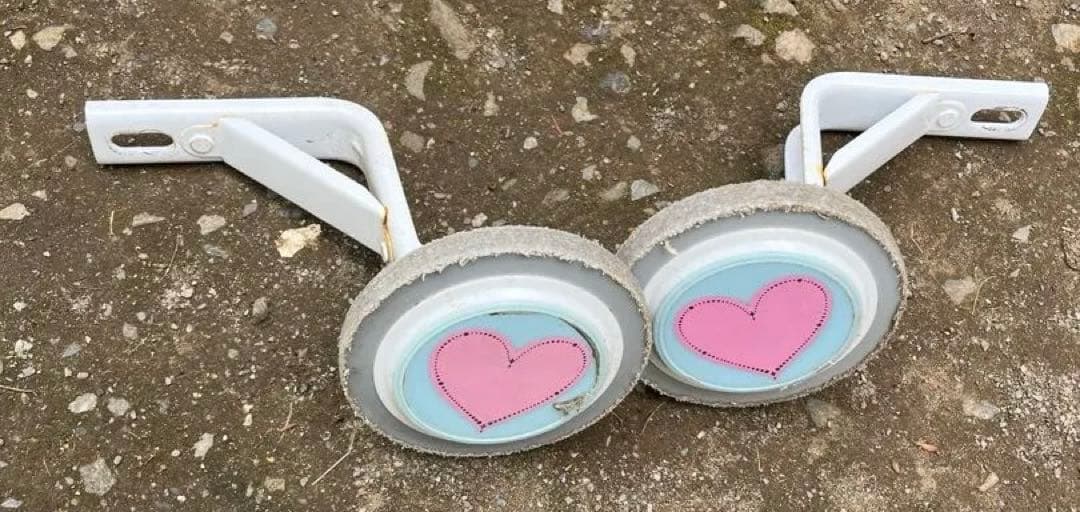 【6/18まで出品】幼児用自転車 ピンク プリンセス 18インチ　ヘルメット付き