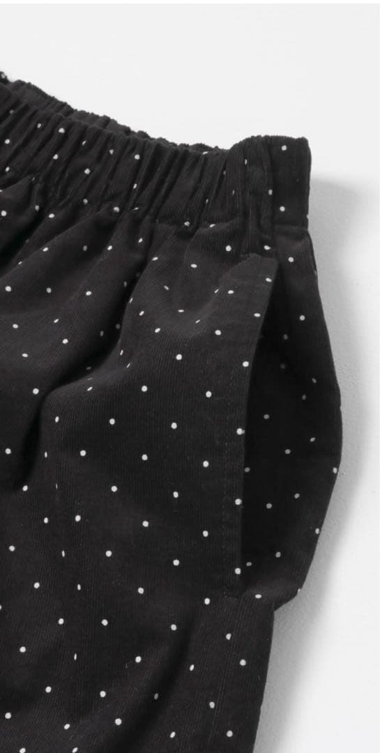 【新品タグ付】　かぐれ　ドットコーデュロイワイドパンツ