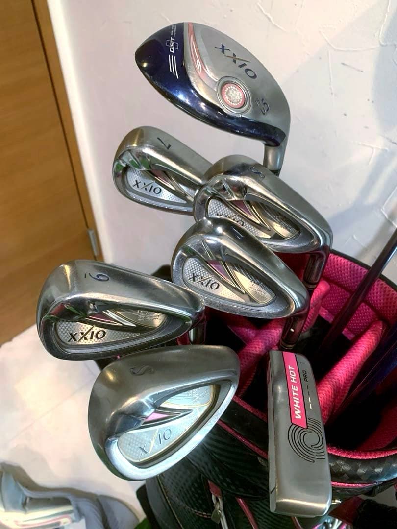 豪華　ダンロップ　ゼクシオ　レディースゴルフクラブ 本格フルセット　優しい