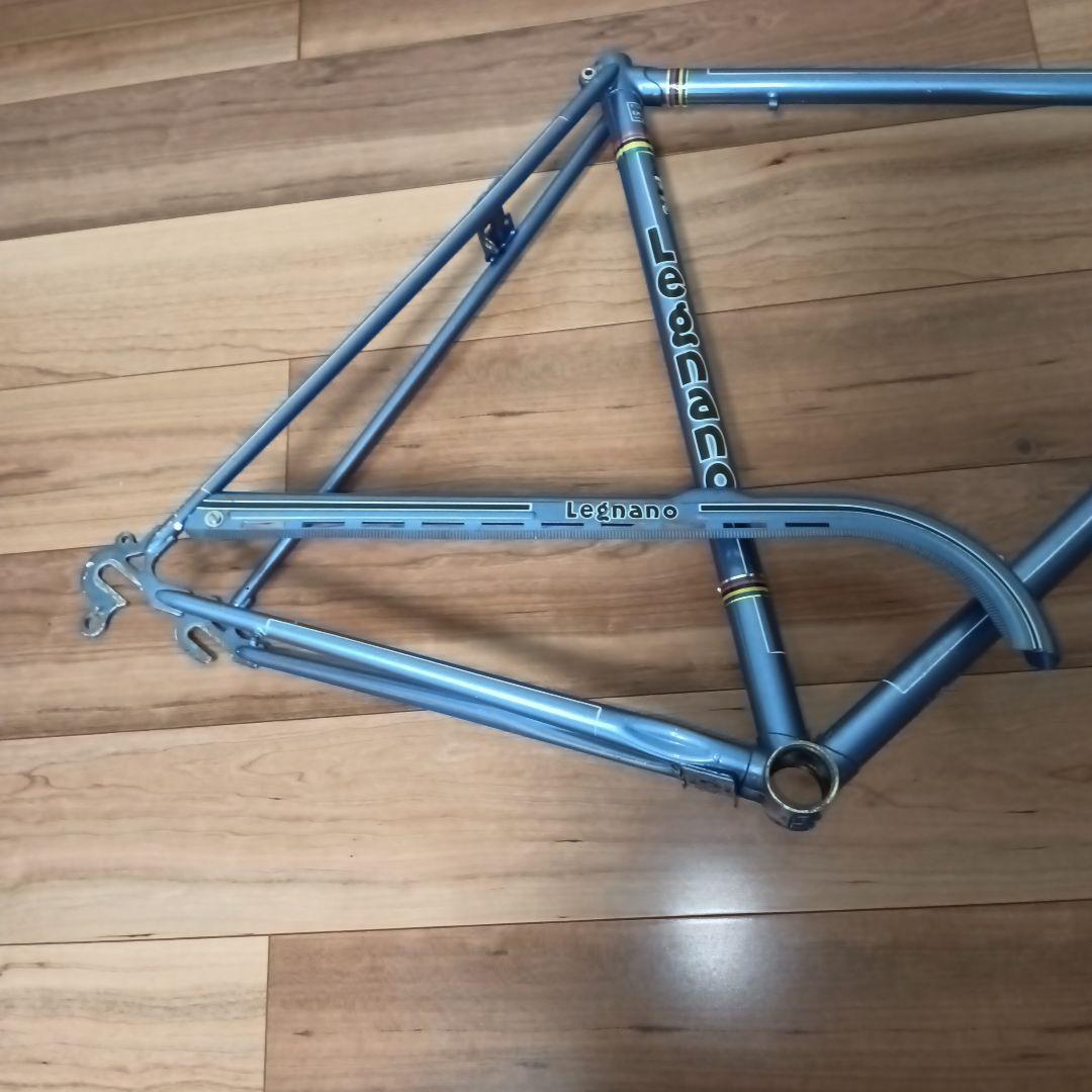 レニアーノフレーム