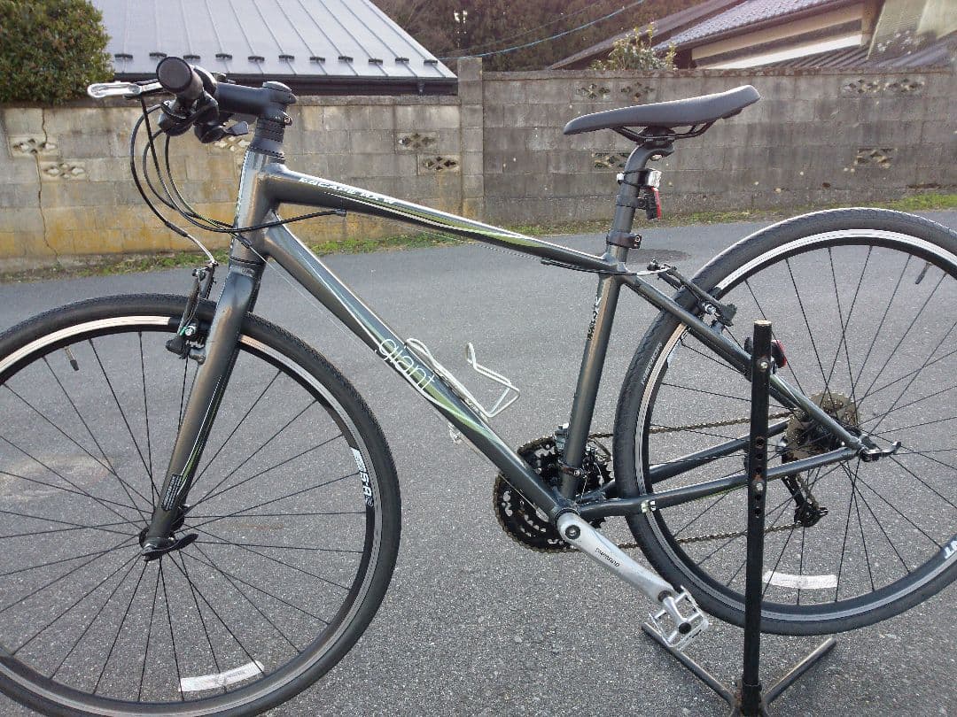 GIANT ジャイアント ESCAPE クロスバイク エスケープ　XS