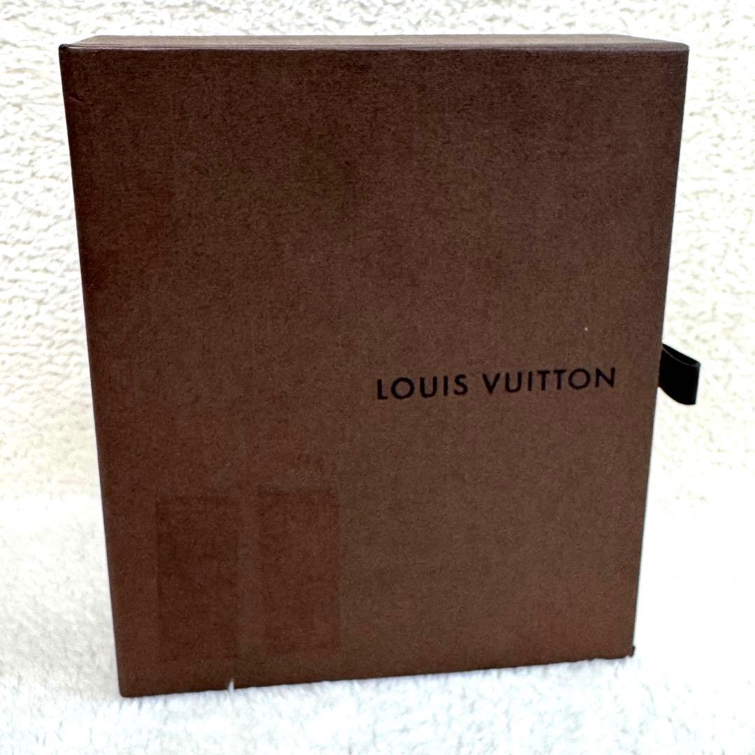 ルイヴィトン　ブレスレット　バングル　ブラスレアンクルージョン　ベージュ