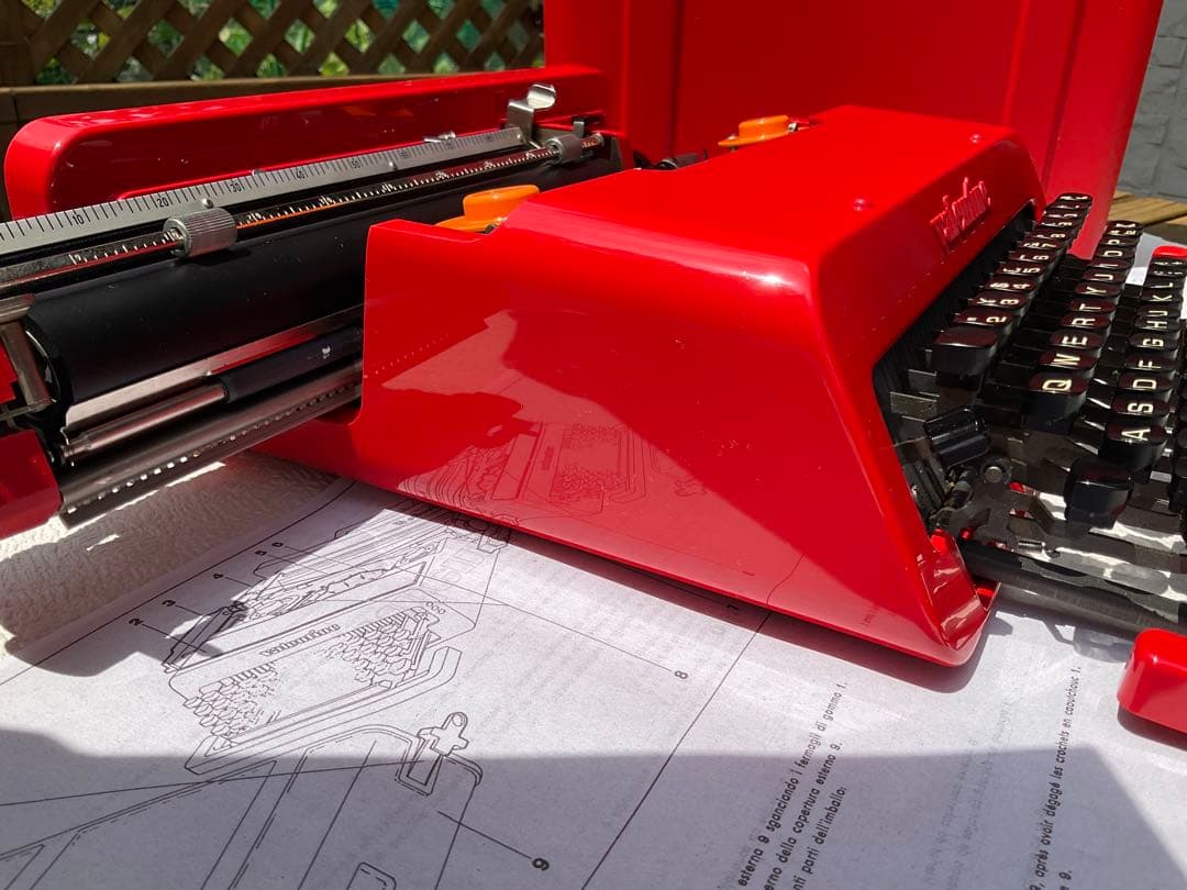 olivetti valentine 整備済　完動品　中古品　超綺麗