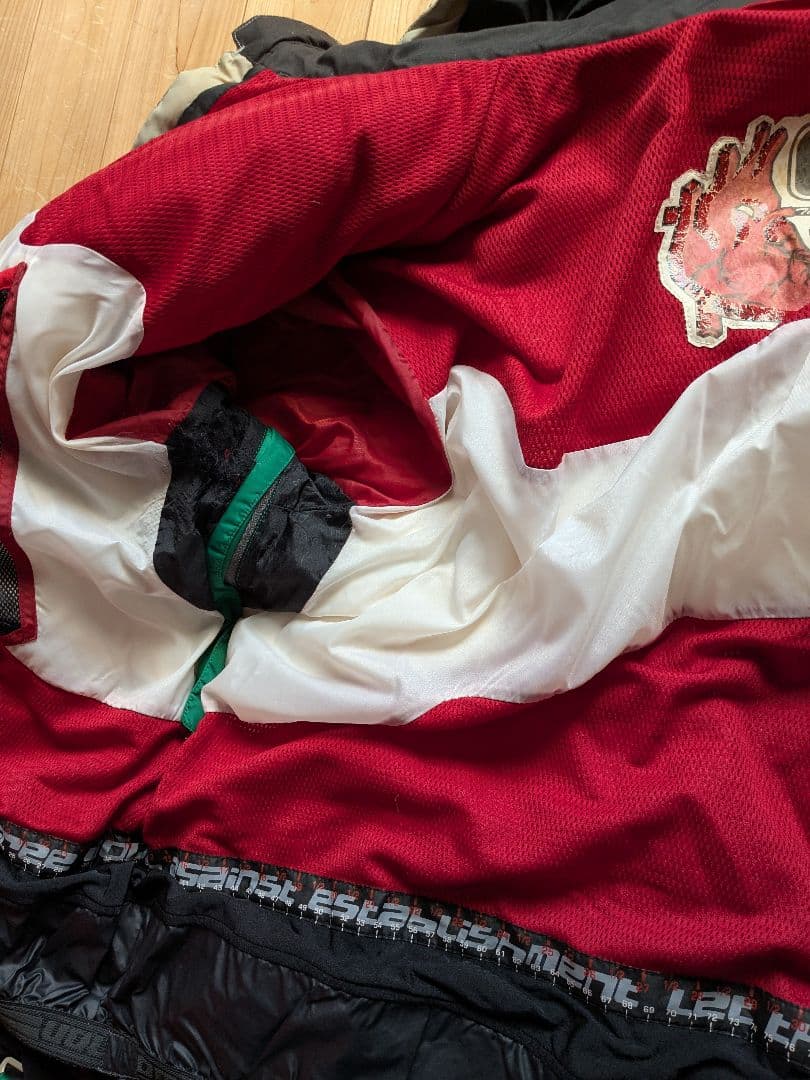 ボルコムARMORED PUFF JACKETアーマードパフジャケット ダウン