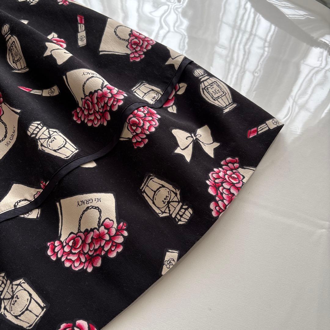 エムズグレイシー　カタログ掲載お色、デザイン違い　ニットドッキングワンピース38