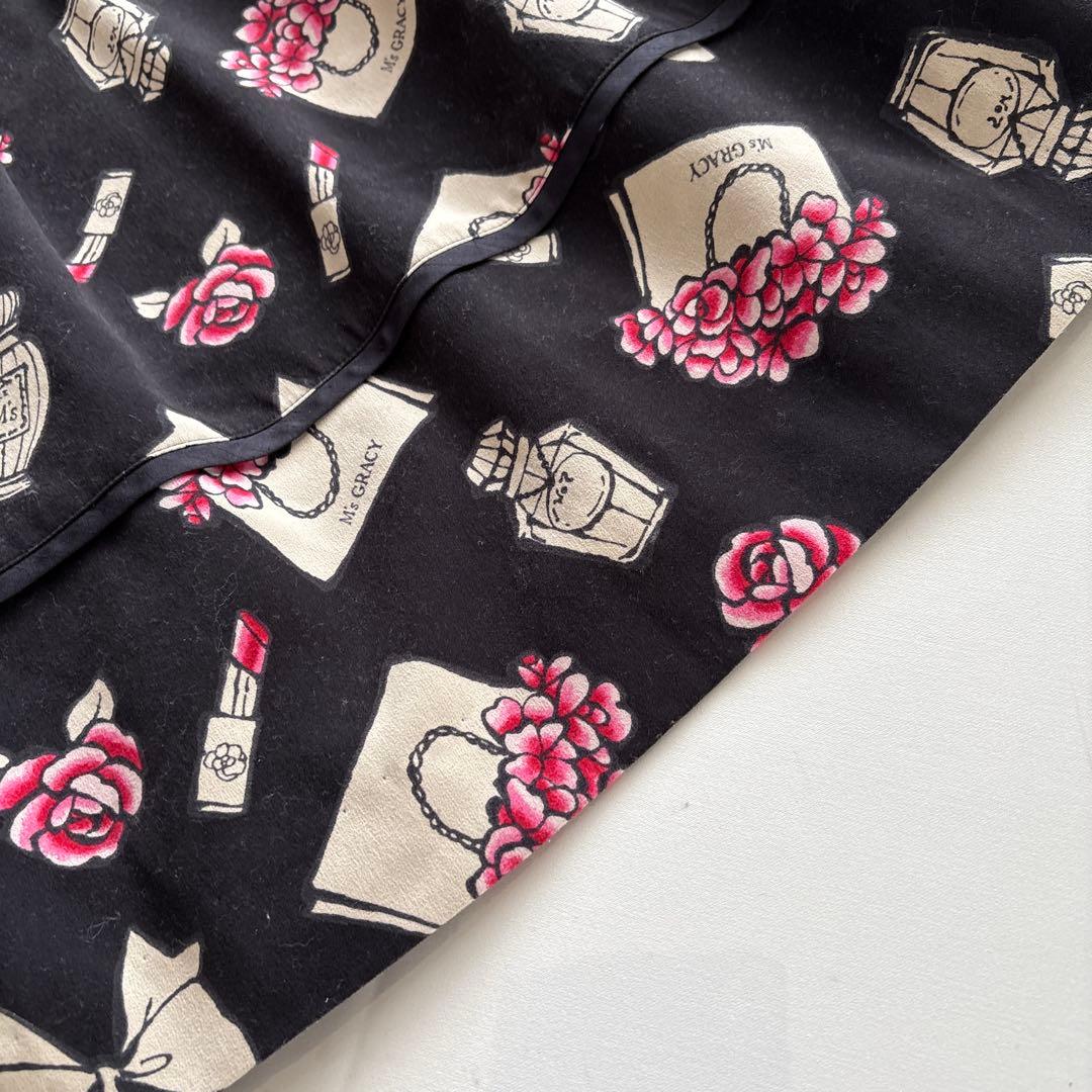 エムズグレイシー　カタログ掲載お色、デザイン違い　ニットドッキングワンピース38