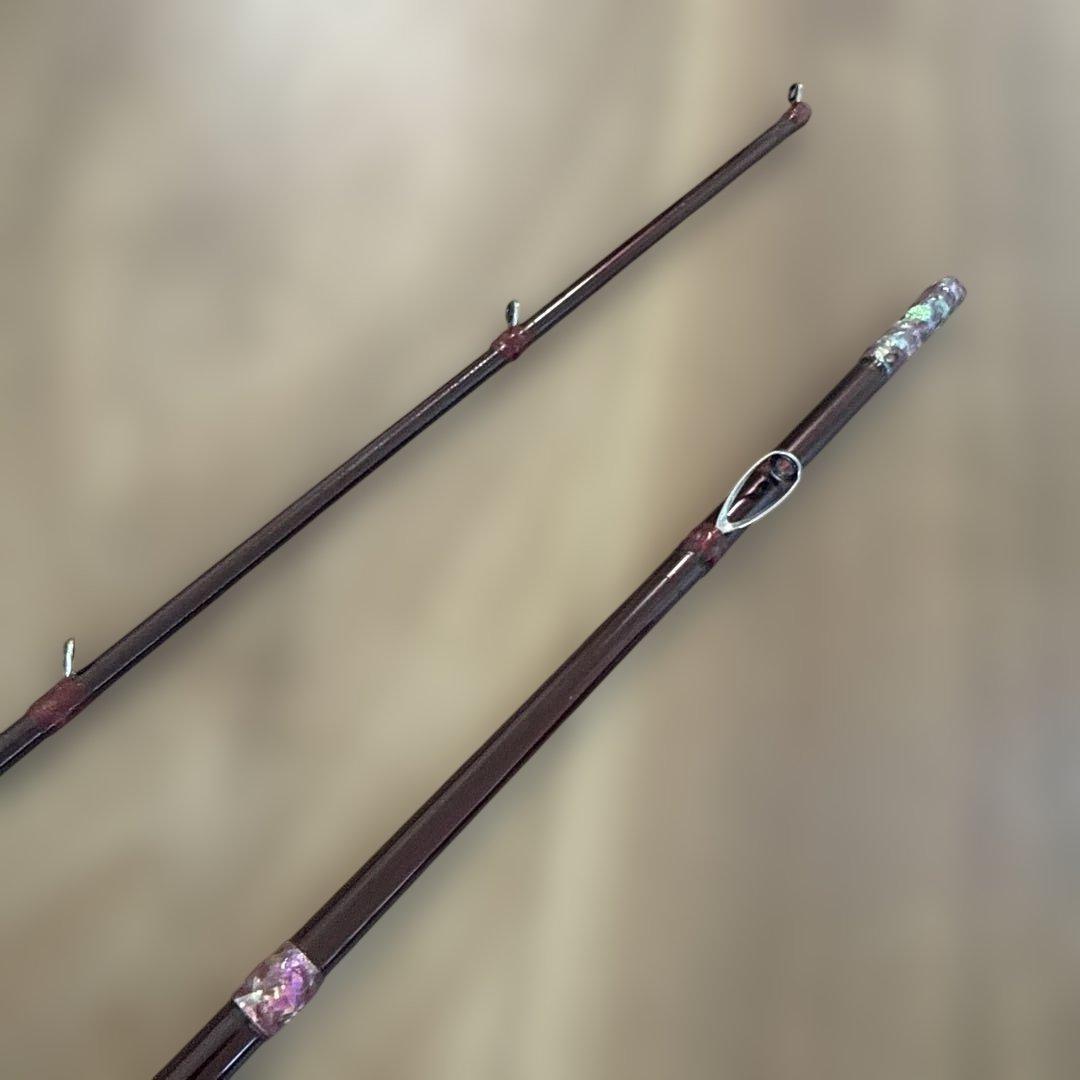 硬調紅月　ヘラ竿をヘチ竿に改造した竿となります　2.6m