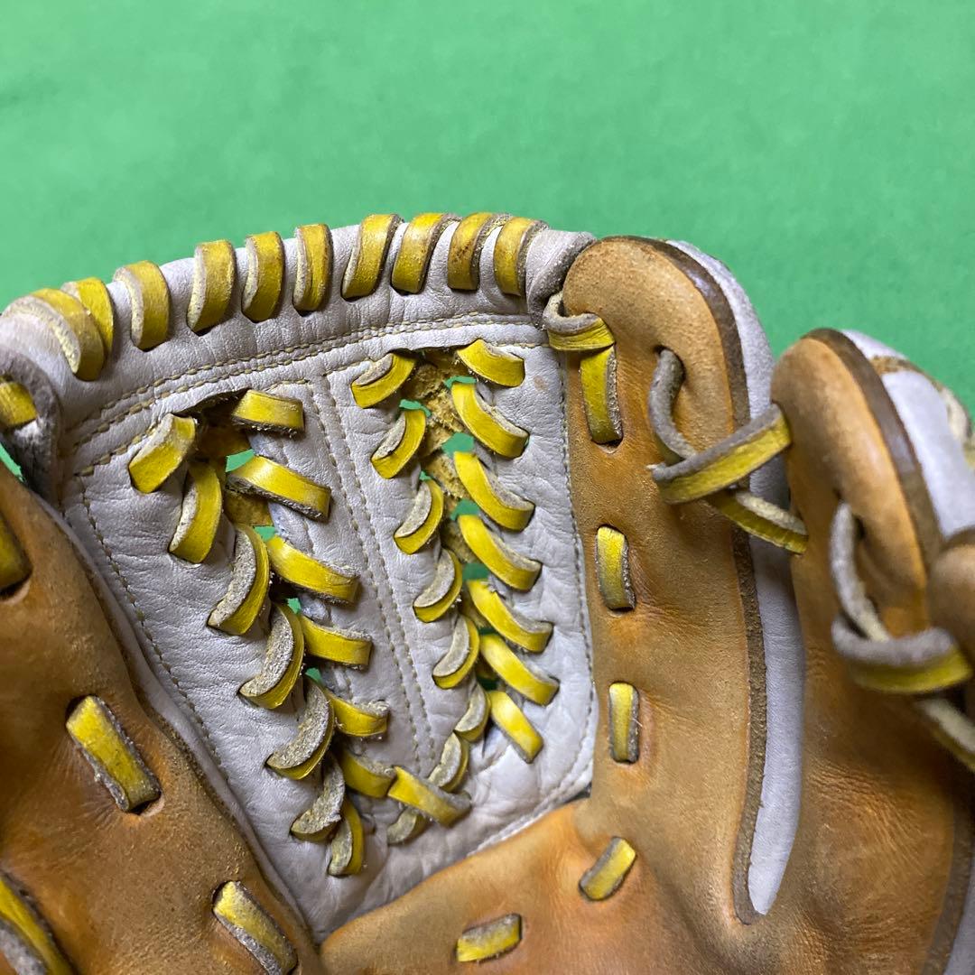 軟式野球グローブ　侍JAPAN監督井端モデル　旧ラベル廃盤品　内野手用　右投げ