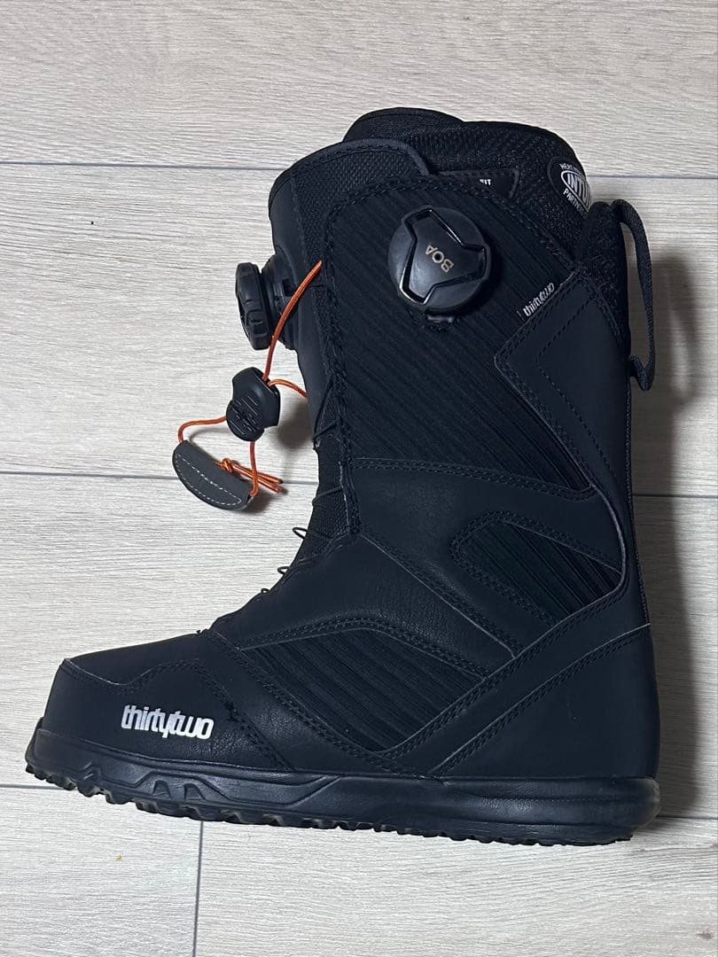 thirtytwo STW BOA レディース　23.5〜24㎝