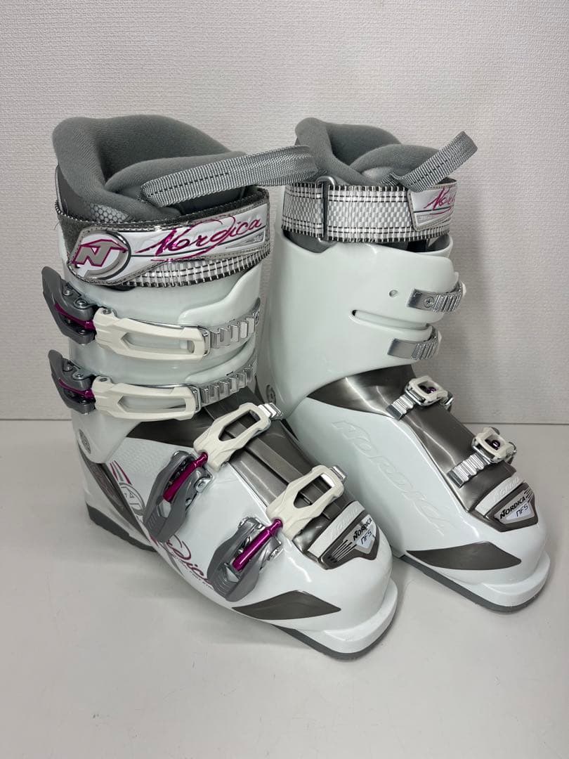 蚊取り線香　美品 スキー ブーツ NORDICA 24.5cm