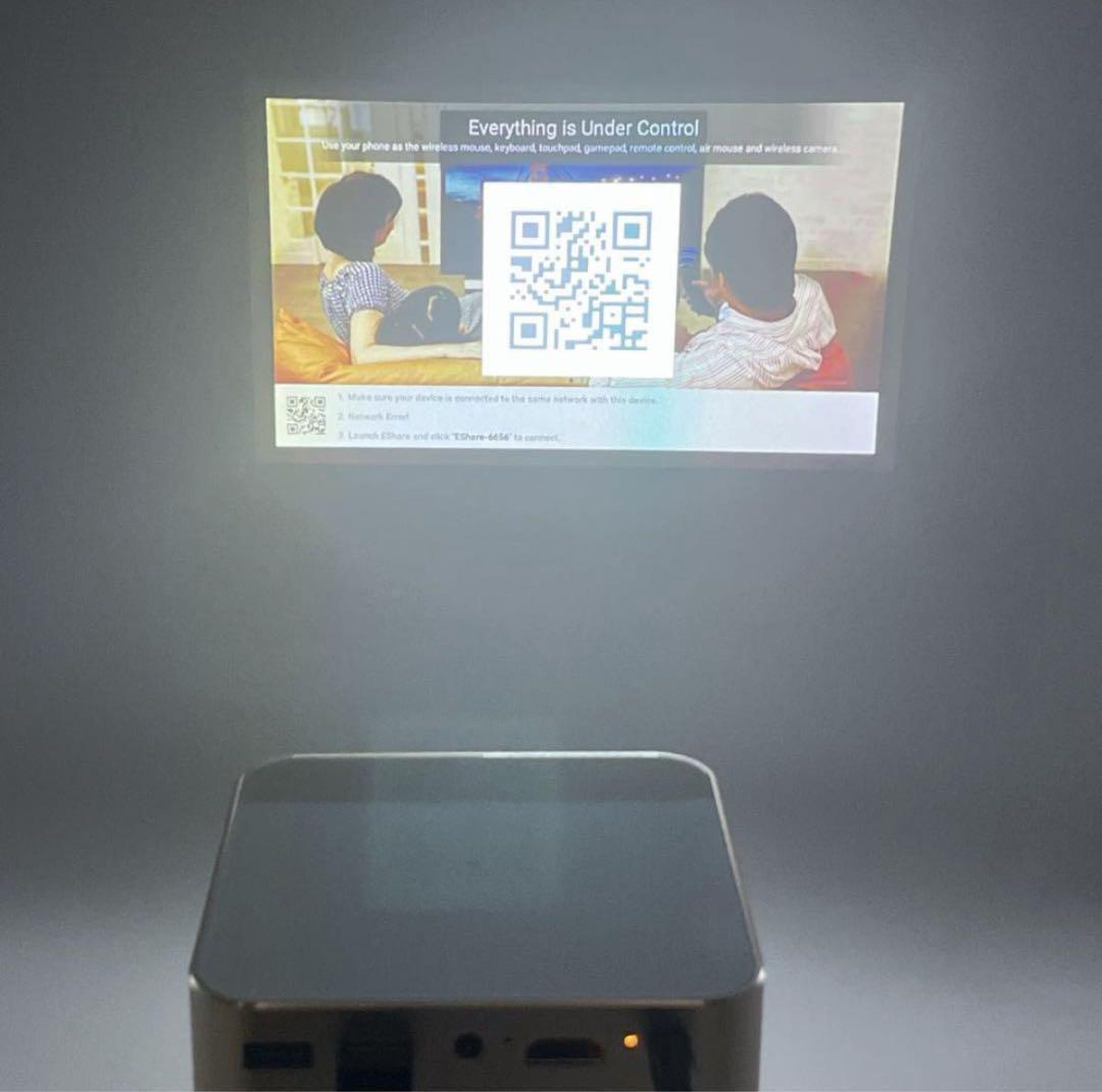 ✨極美品✨モバイルプロジェクター KABNI カベーニPRO　T90