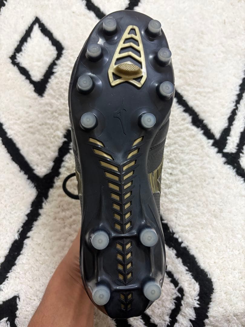 た*い様 モレリアネオIV β JAPAN ブラック×ゴールド 26.5cm