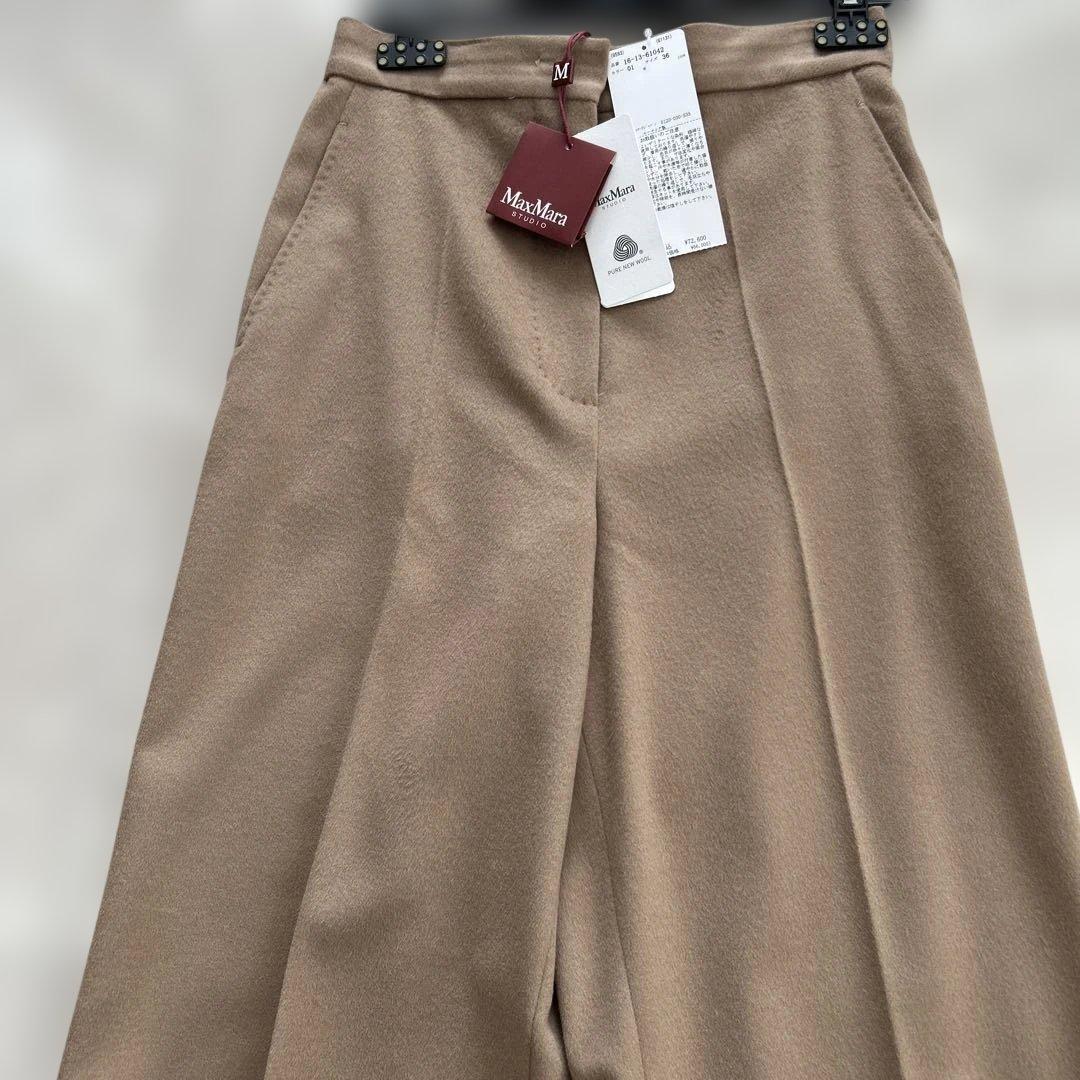 【新品未使用タグ付き】MaxMara STUDIO グロップドパンツ