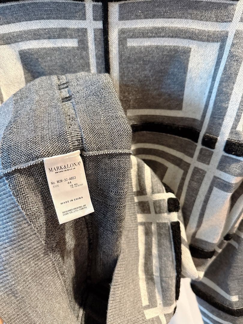美品★ MARK&LONA ニット 保温 セーター グレー マーク&ロナ 正規品