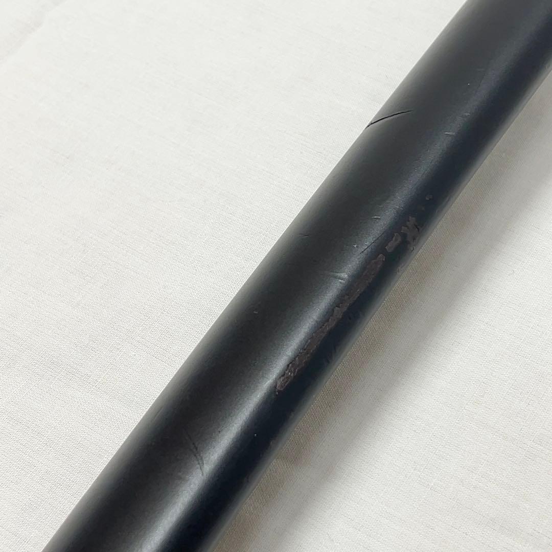 模造刀】太刀 樋入り 鶴鍔 透かし 全長97.0センチ 黒鞘 互の目