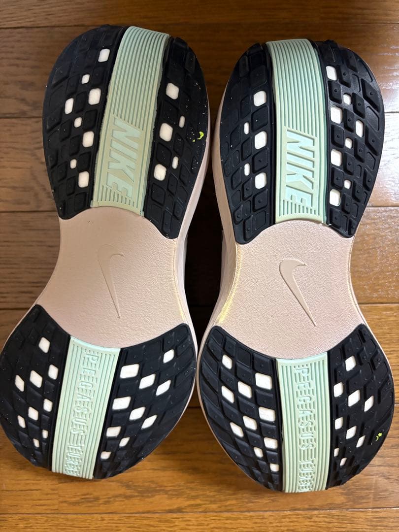 ナイキ　ペガサスプラス　Nike Pegasus plus ランニングシューズ