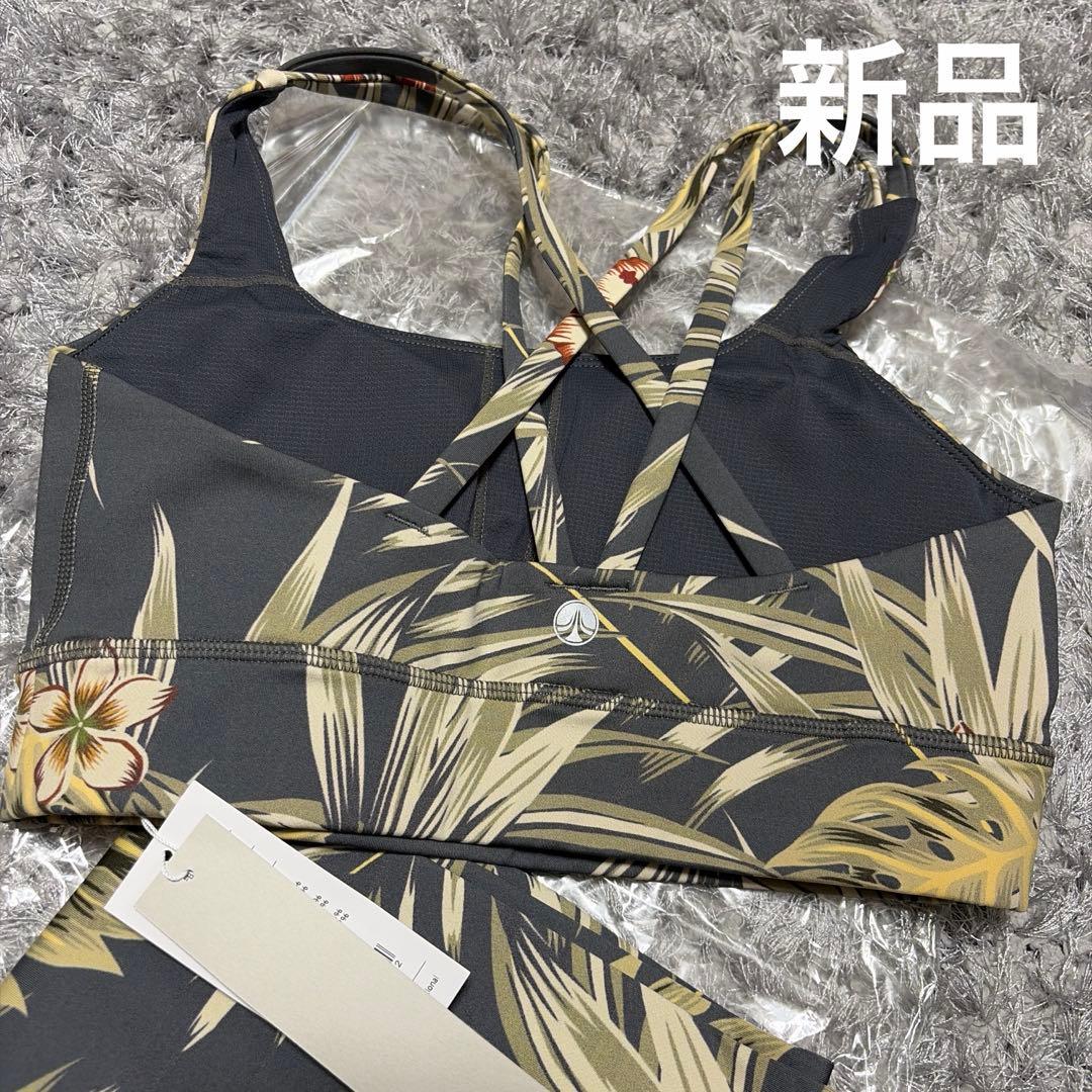新品　トロピカルダークグレイ　トップス