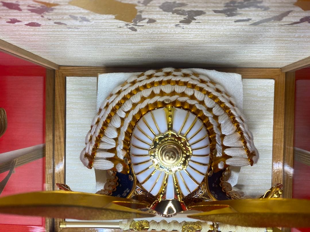 東京久月　五月人形　兜飾り　白木ガラスケース入・コンパクトサイズ