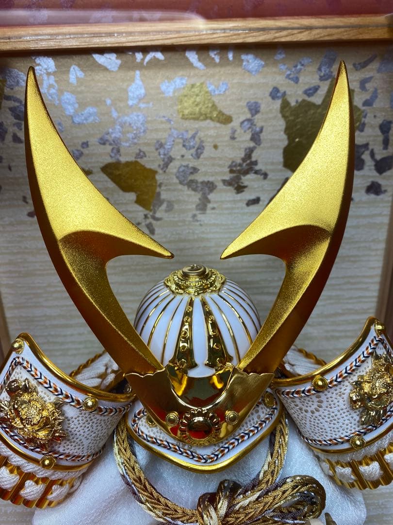 東京久月　五月人形　兜飾り　白木ガラスケース入・コンパクトサイズ