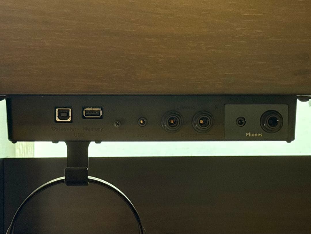 【送料込】Roland 電子ピアノHP605/高音質/88鍵/Bluetooth