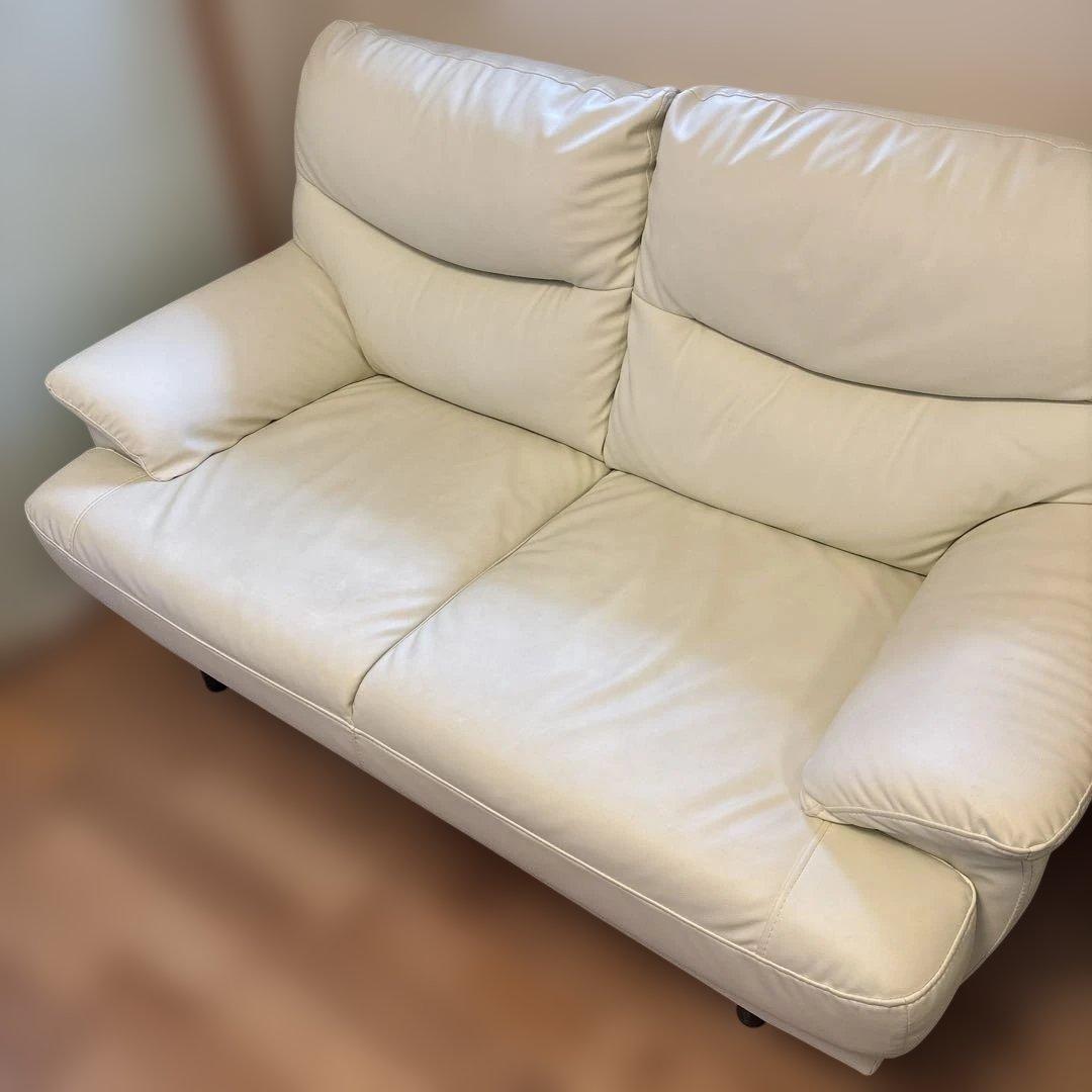 カリモク クリーム色 ソファ オットマン付き