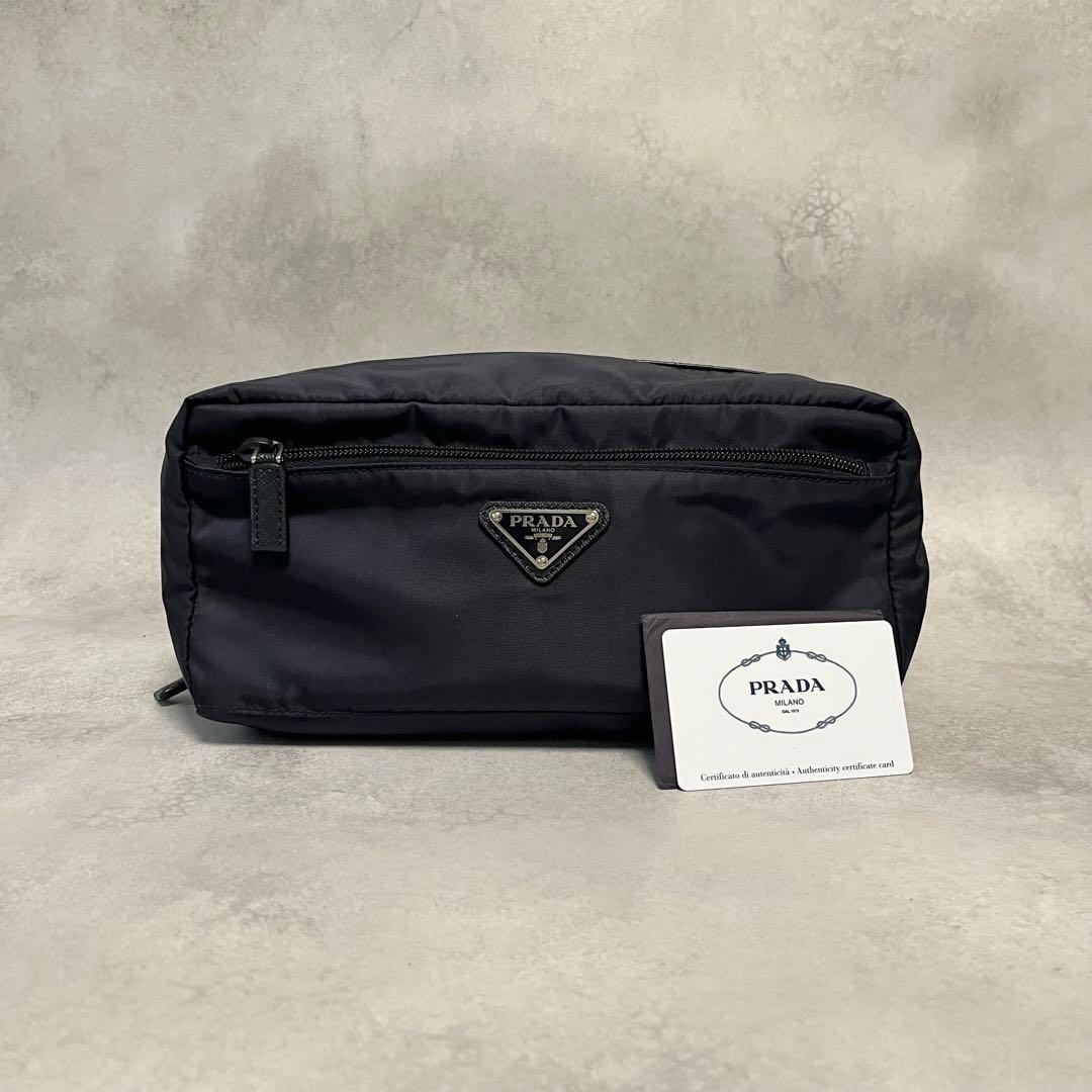 【極美品✨】PRADA トラベルポーチ クラッチバッグ ギャラ付属　ネイビー
