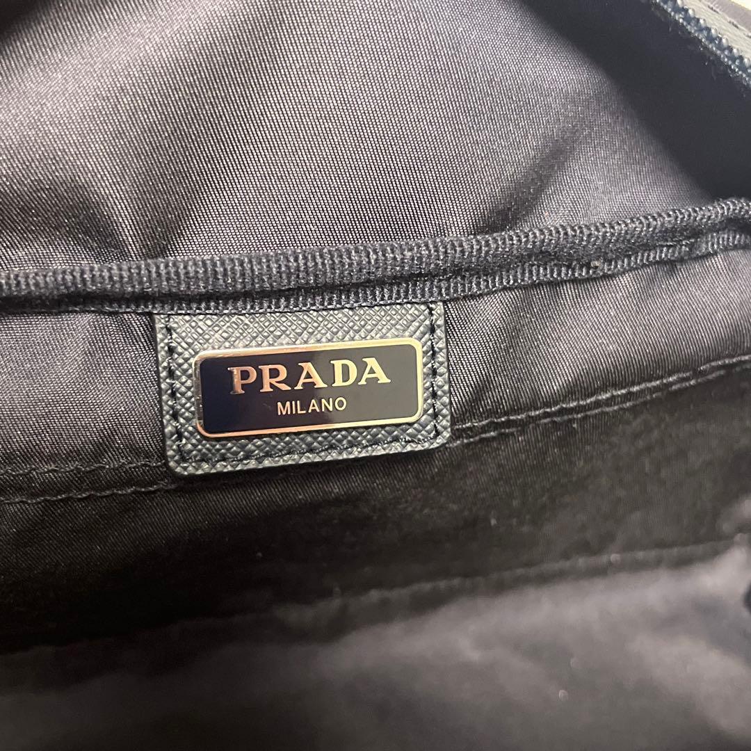 【極美品✨】PRADA トラベルポーチ クラッチバッグ ギャラ付属　ネイビー