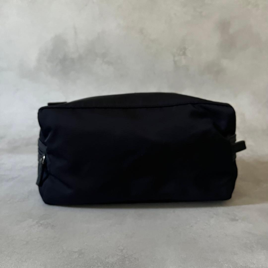 【極美品✨】PRADA トラベルポーチ クラッチバッグ ギャラ付属　ネイビー
