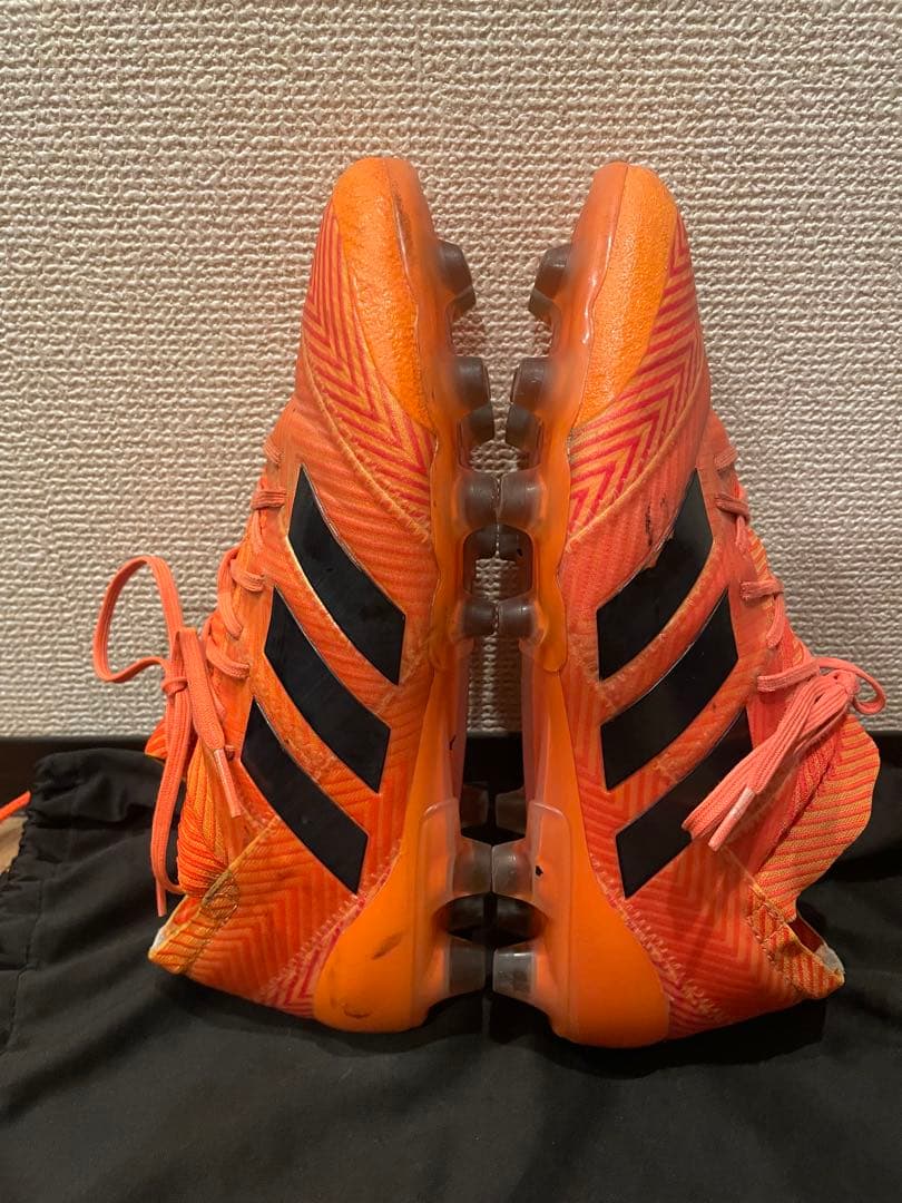 アディダス ネメシス18.1 HG