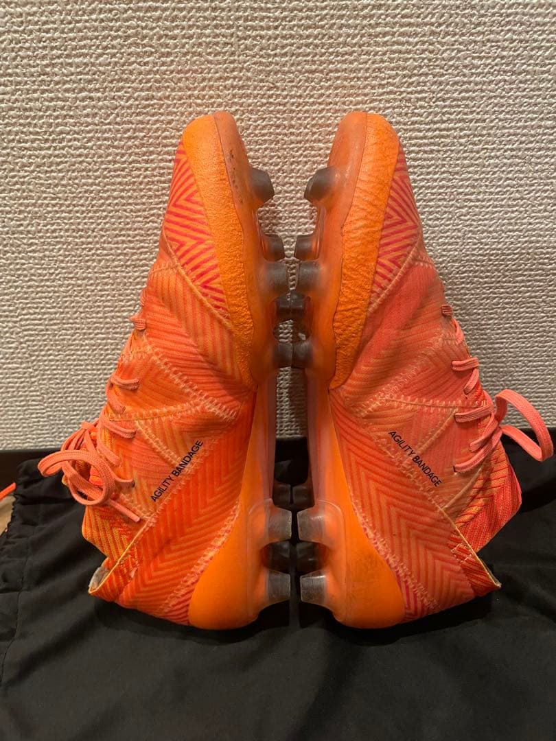 アディダス ネメシス18.1 HG