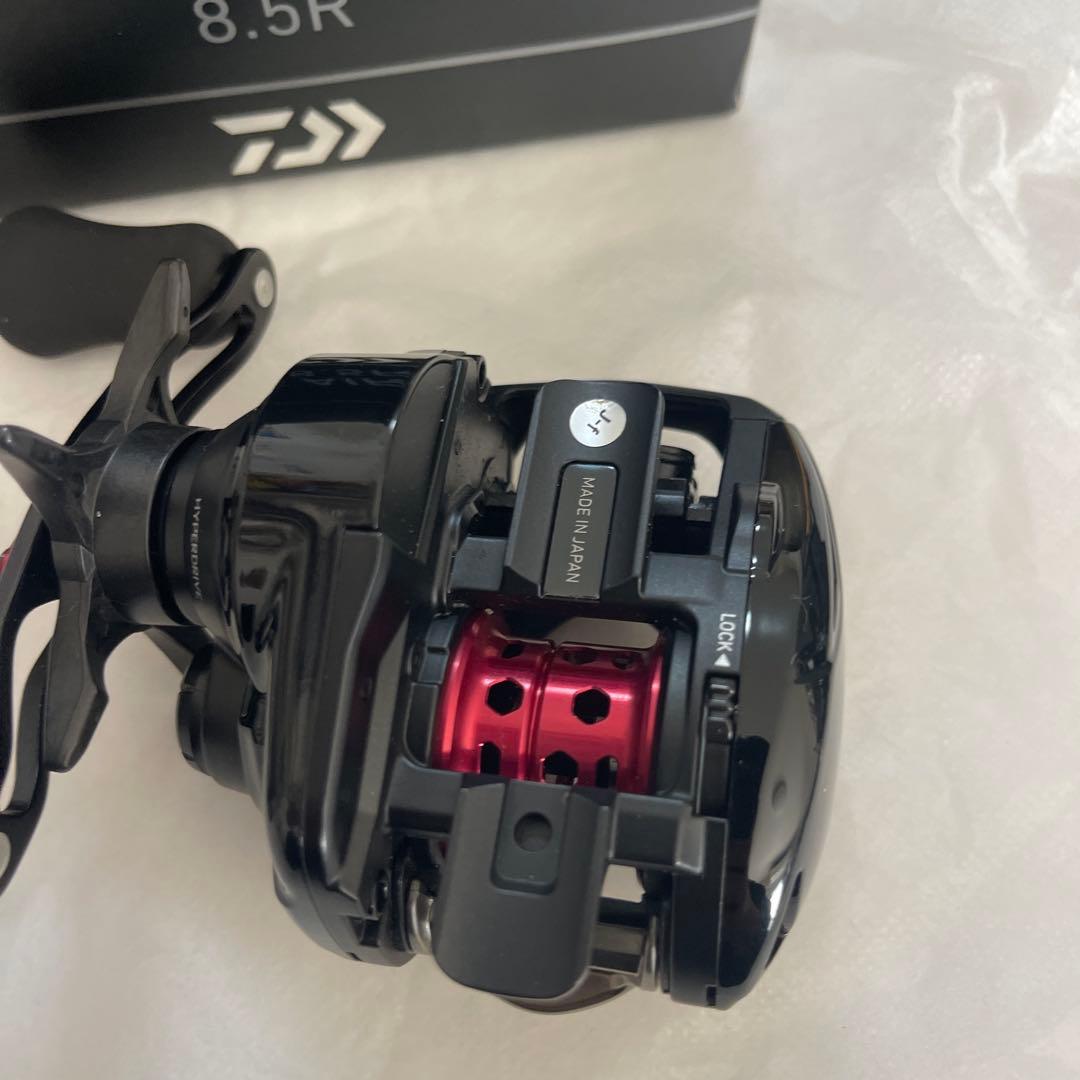 リール 23 SS AIR TW 8.5R