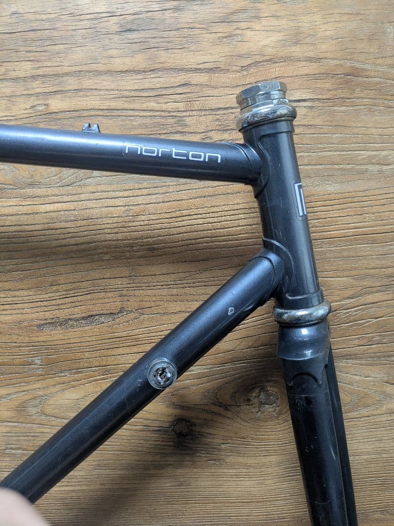 ノートン　タンゲ製　クロモリフレーム