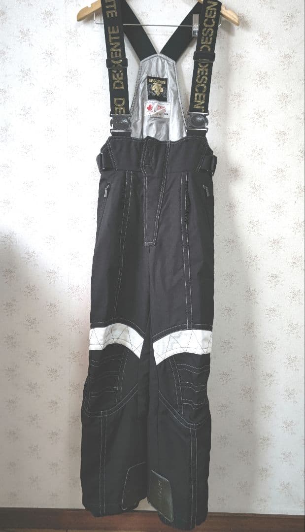 ☆DESCENTE カナダスキーチーム スキーウェア上下セット М☆