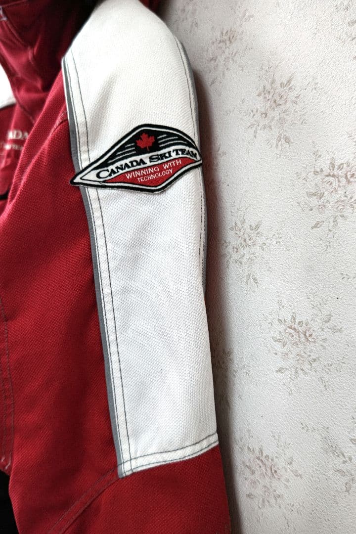 ☆DESCENTE カナダスキーチーム スキーウェア上下セット М☆