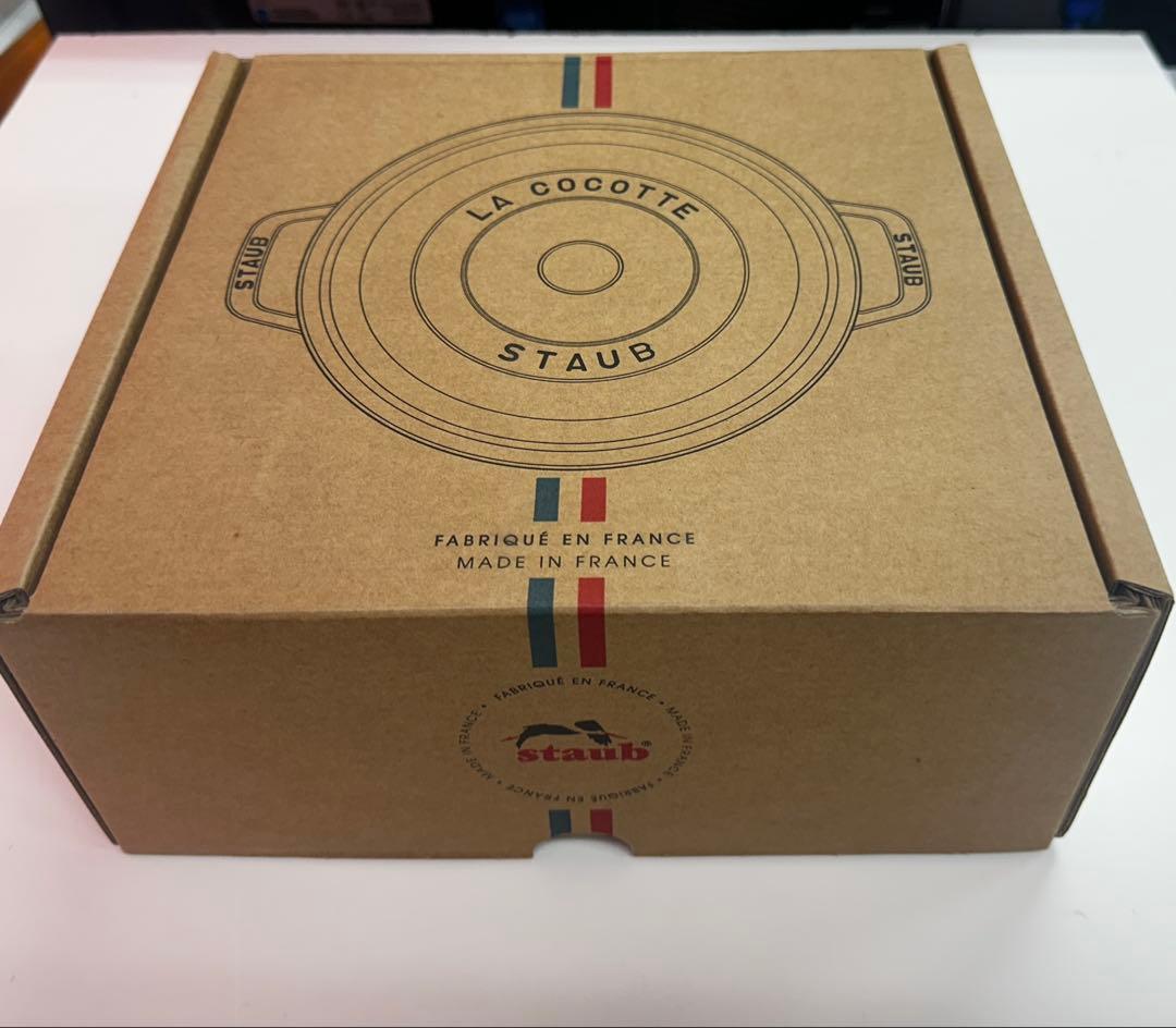 ストウブ IH/ガス火 24cm 3.7L ピコ・ココット ラウンド ブラック