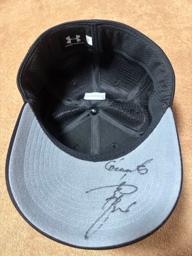 【読売ジャイアンツ 高橋由伸 直筆サイン入り 帽子】※来歴あり