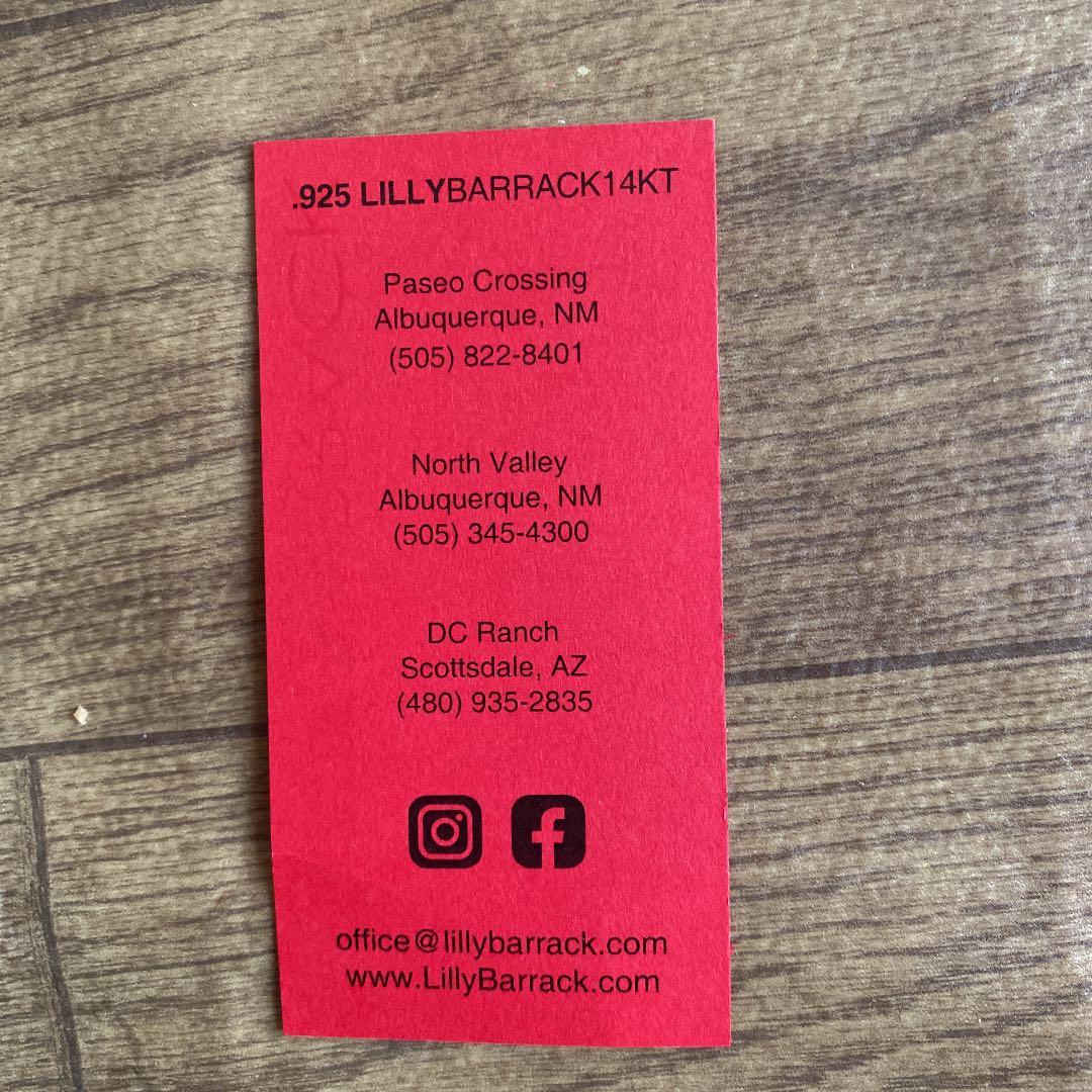 【新品未使用】LILLY BARRACK シルバー　バングル　ブレスレット　石