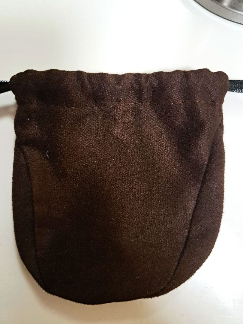 トムフォードトレースタッチクッションファンデーション&替えパフ付き　リネン