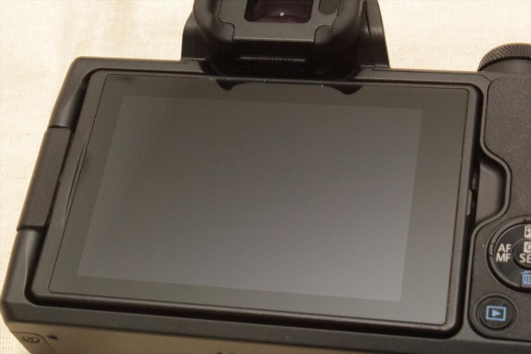 Canon EOS Kiss M2 ボディ ジャンク