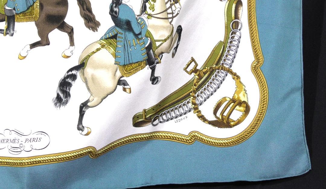 HERMES エルメス　大判スカーフ　カレ90　 D448