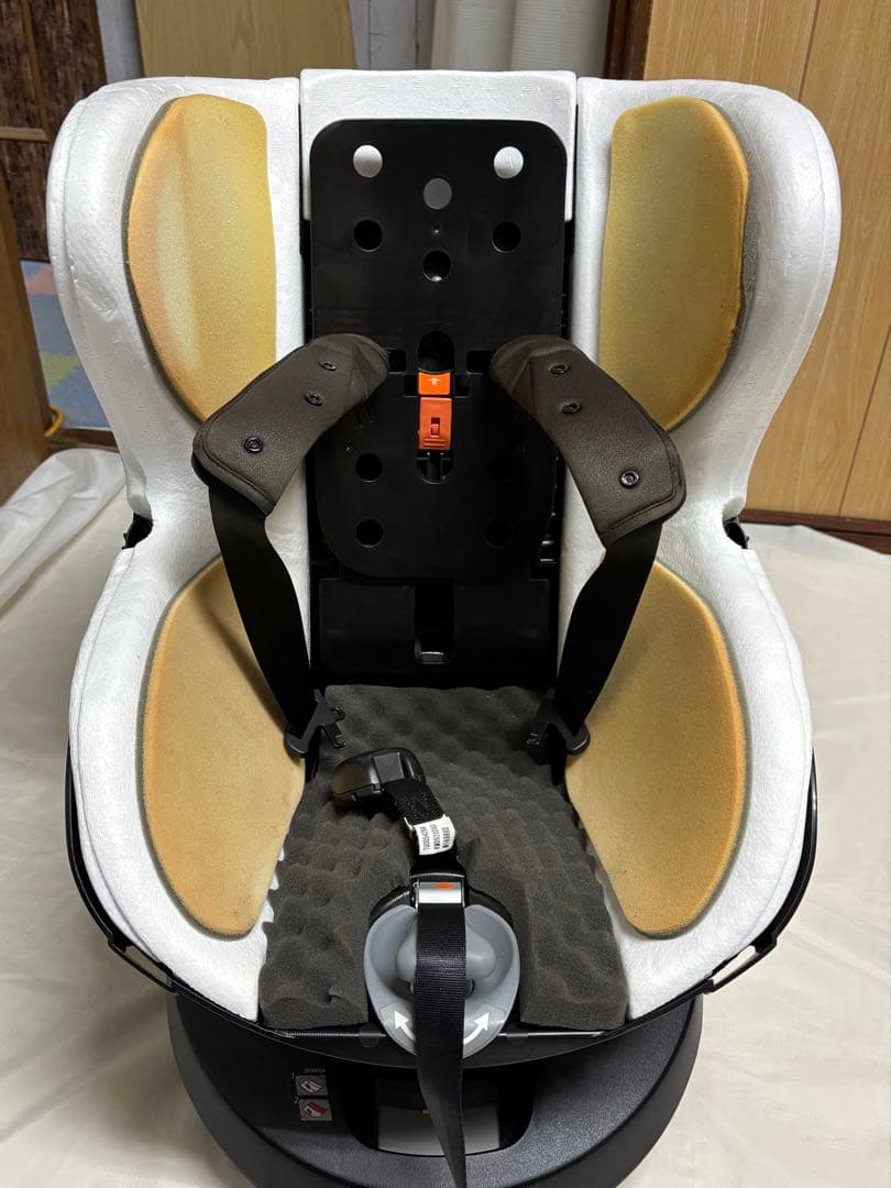 エールベベ クルット 5i グランス BF921 新生児 チャイルドシート 美品