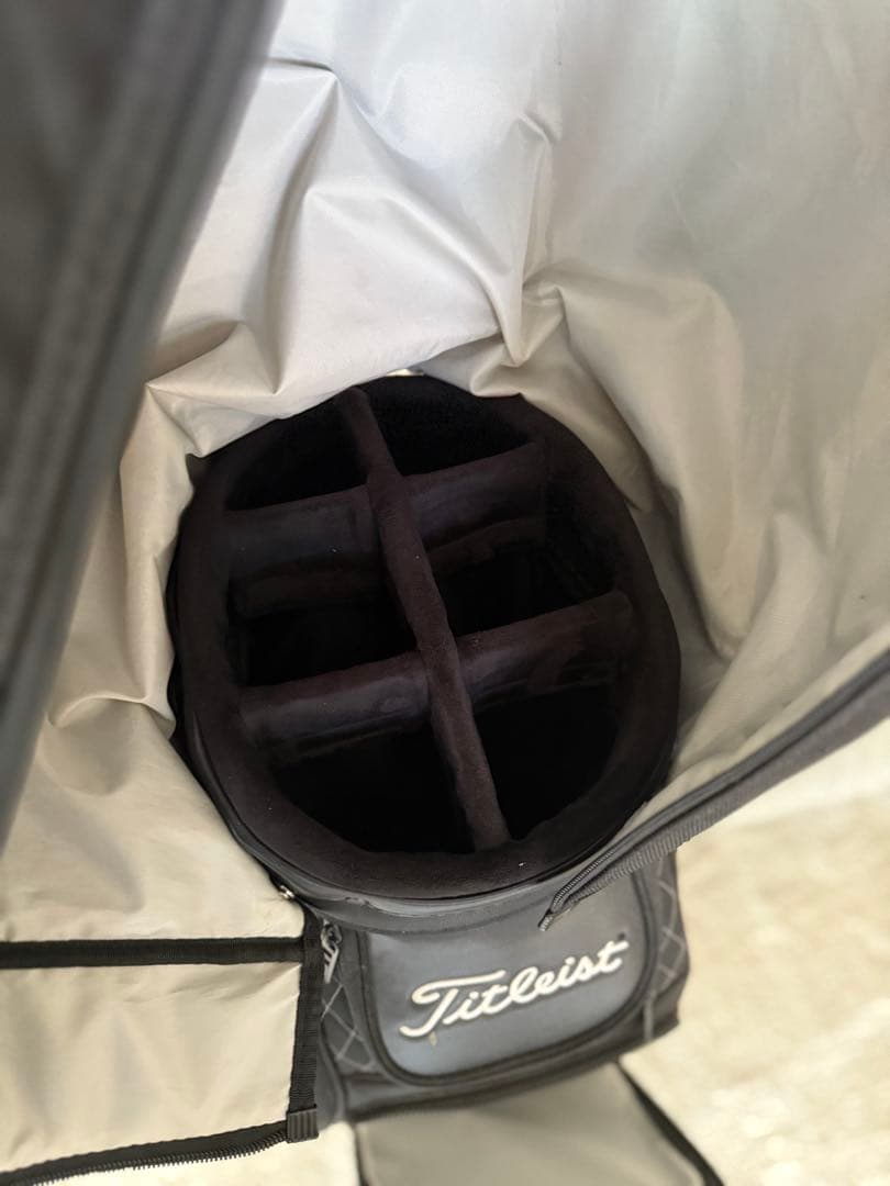 Titleist ブラック キャディバッグ