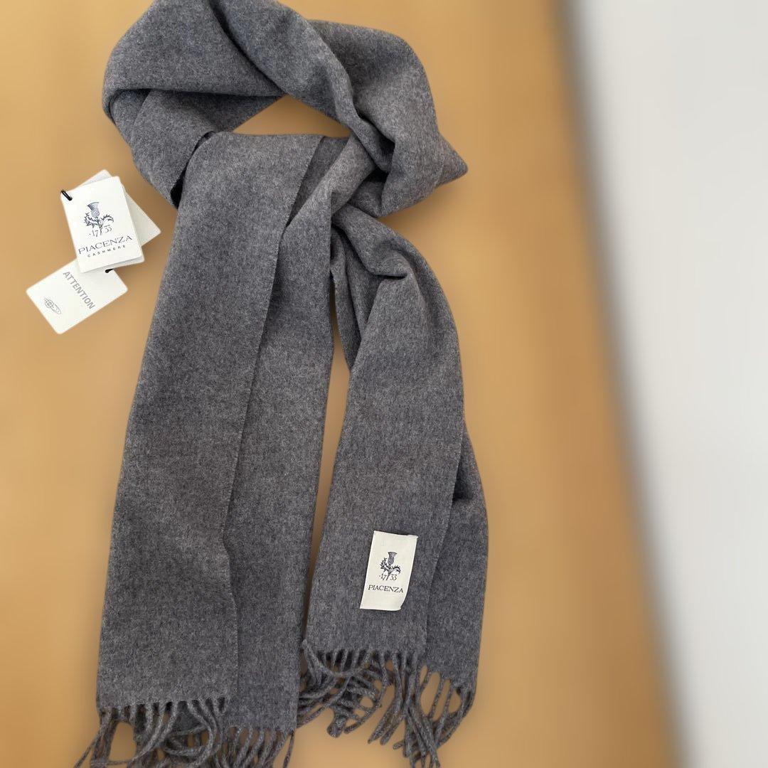 ピアチェンタPIACENZA ビームスFグレー マフラー カシミヤ100%