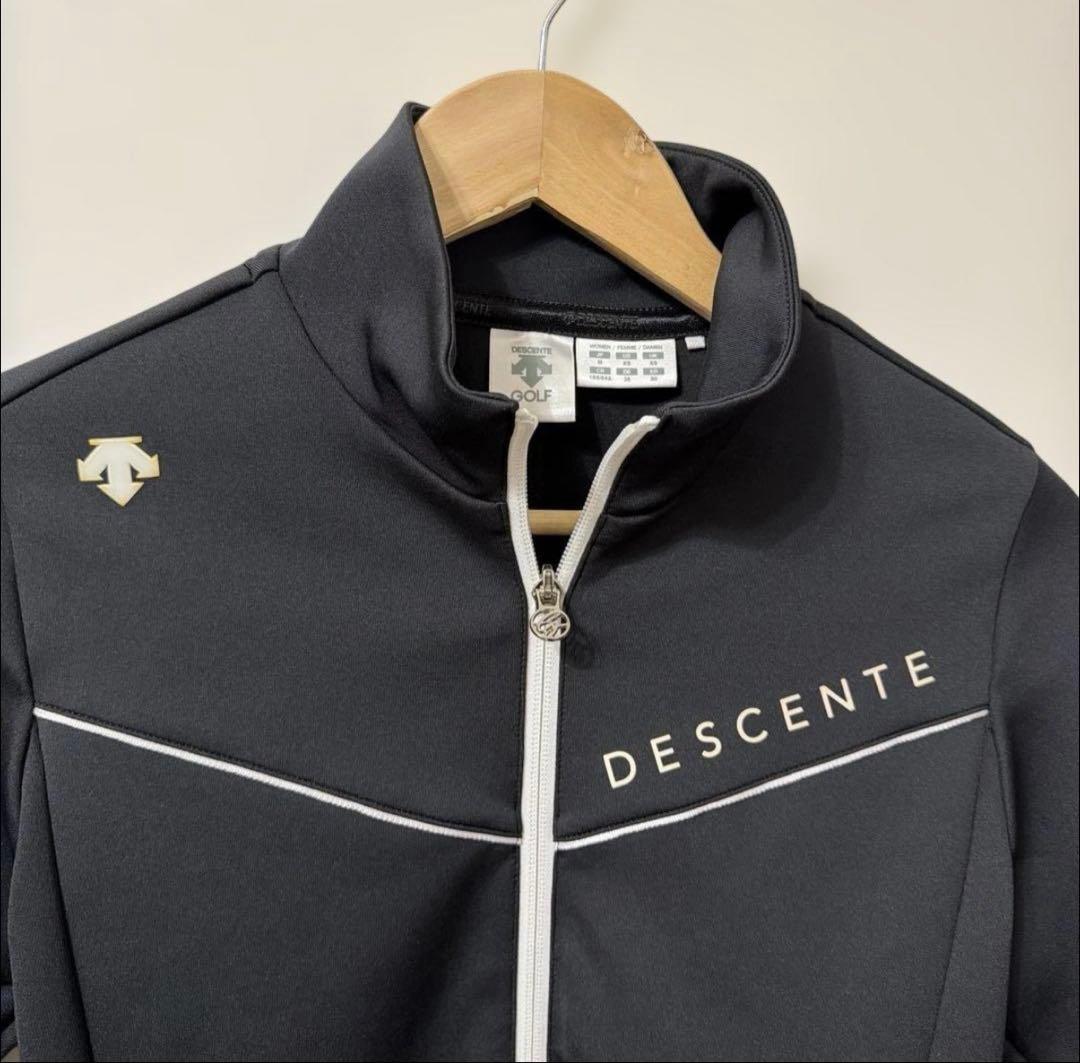 【状態良】即発送DESCENTE ダンボールニットブラックジャケットM