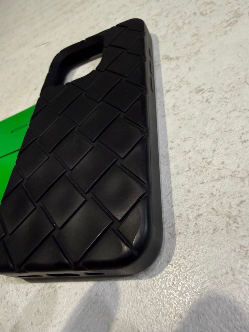 最終価格★超美品★Bottega Veneta iPhone16 pro用ケース