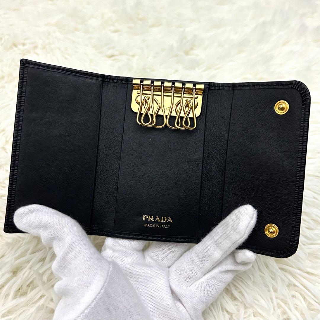 【極美品】PRADA プラダ 6連 レザーキーケース