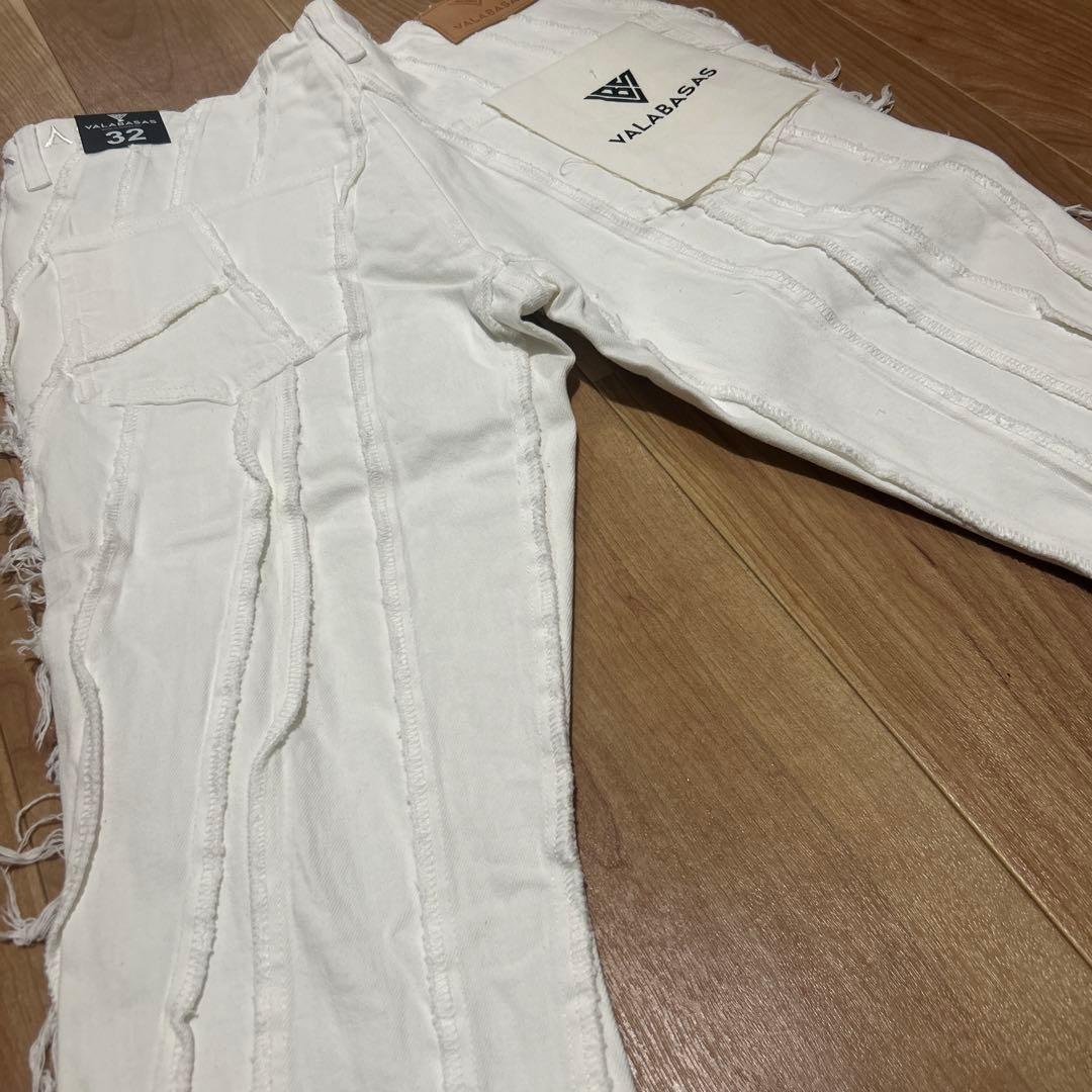 valabasas【新品未使用】ホワイトクラッシュフレアデニム 32 - メルカリ
