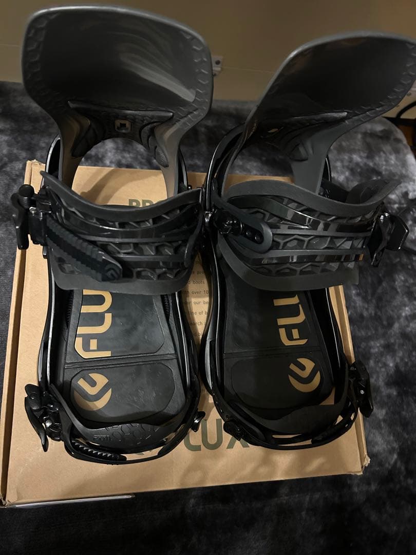 FLUX 21-22 CV バインディング　Mサイズ