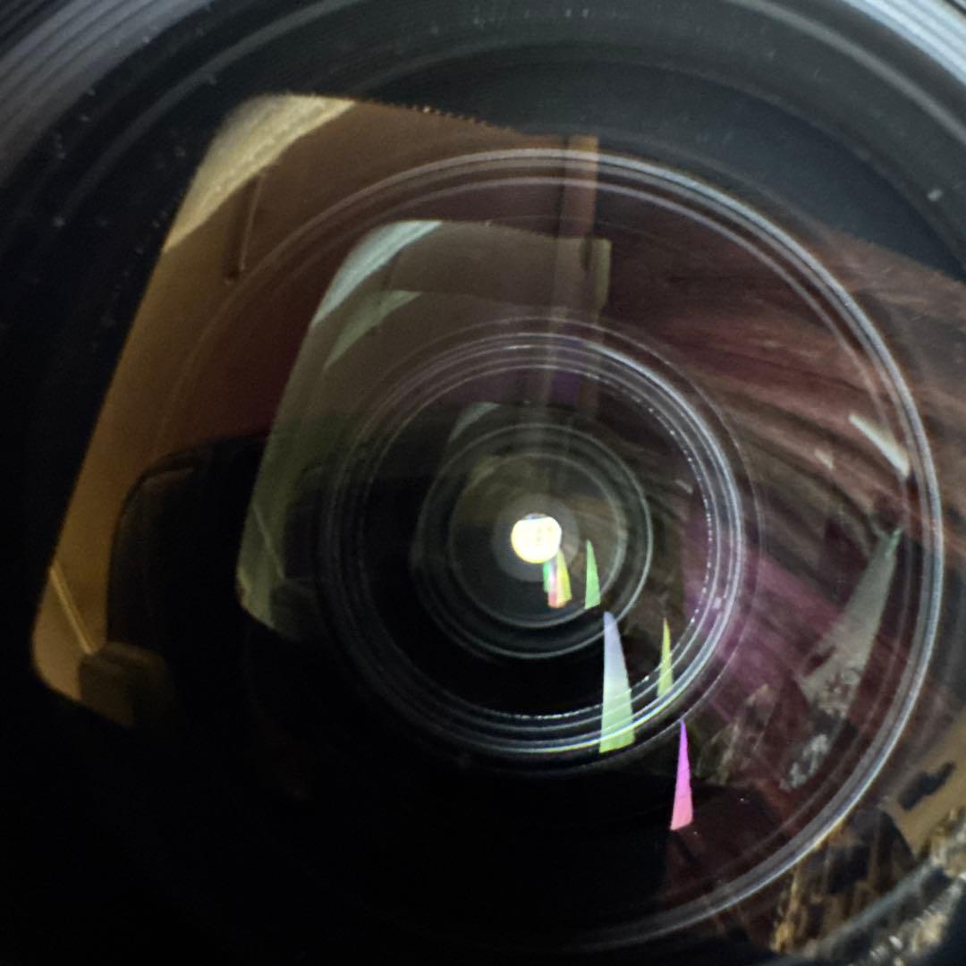 SIGMA EOS１６ｍｍ Ｆ４.５－５.６ＤＣ ＨＳＭ レンズ