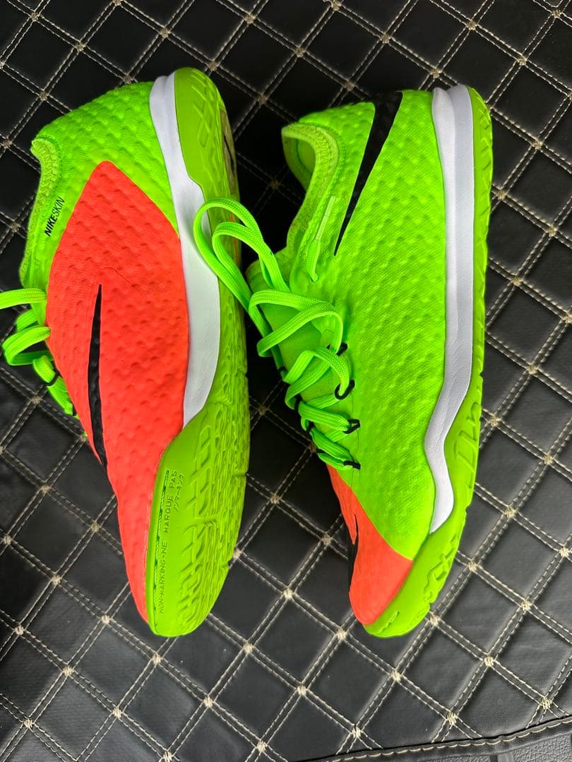 ナイキ ハイパーヴェノムプロ